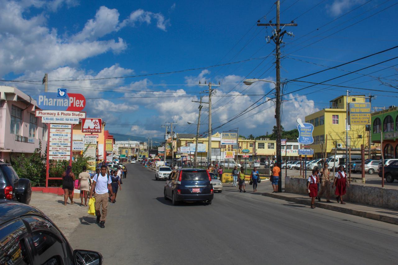 Kool Rooms Guest House Santa Cruz Jamaica